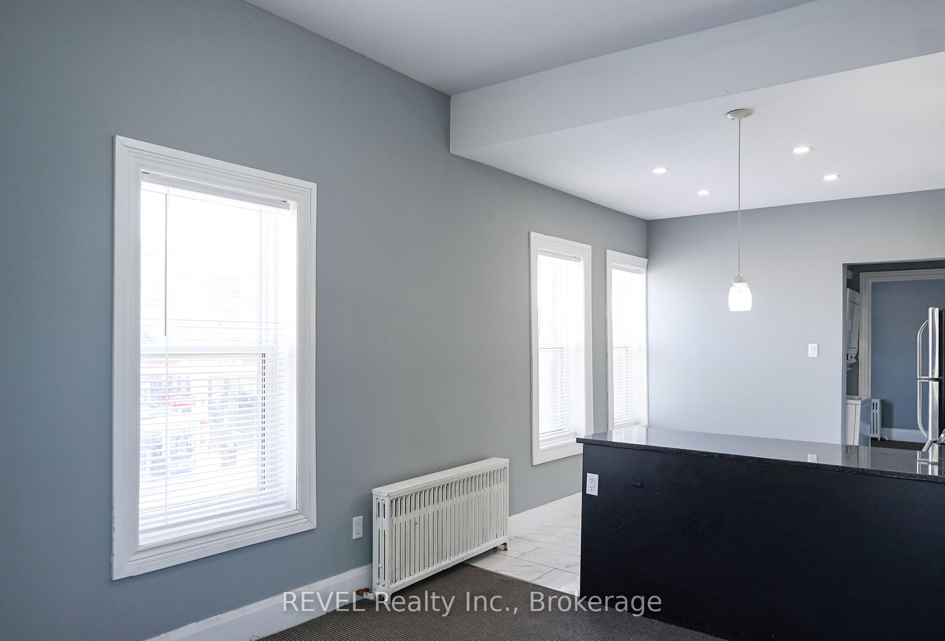Photo 4 of Unit 3, 18 Clairmont Street, Thorold, Thorold Downtown — HOMEH