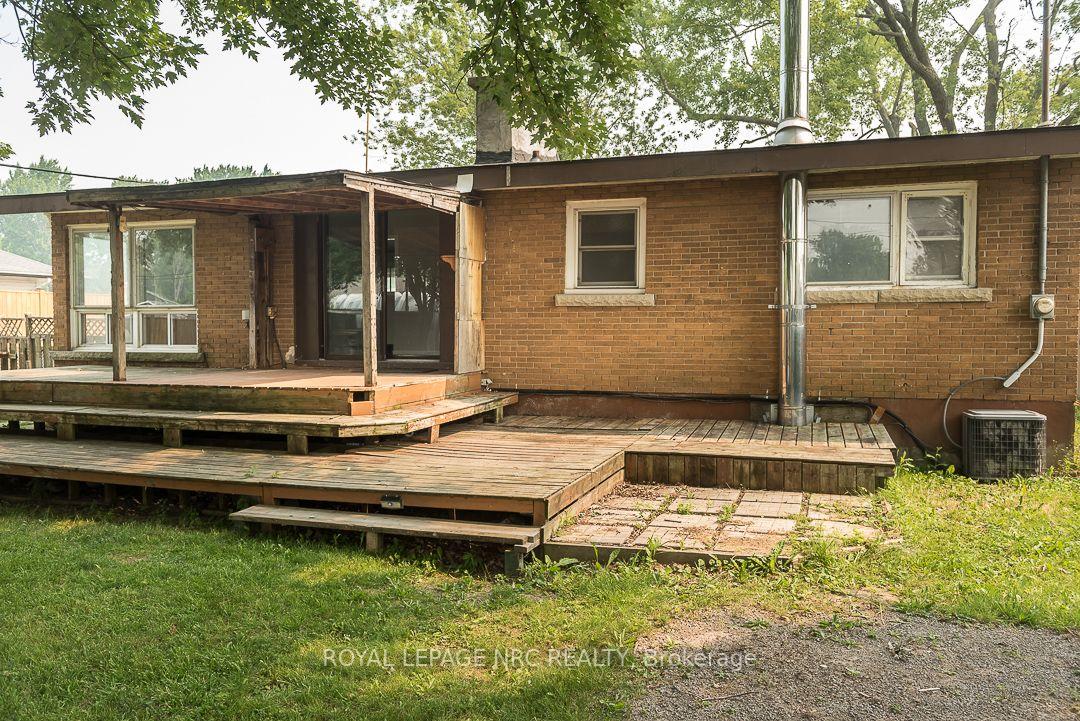 Photo 5 of 64 Springfield Street, Welland, Dain City — HOMEH