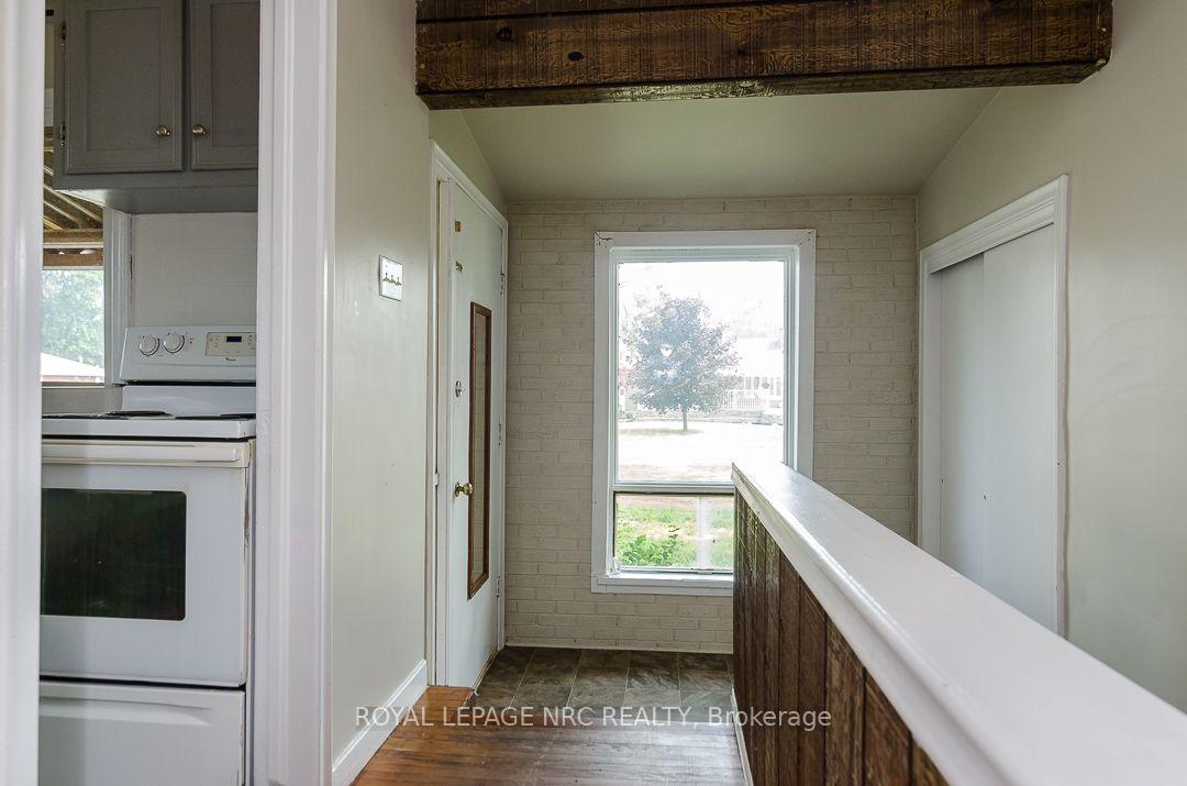 Photo 7 of 64 Springfield Street, Welland, Dain City — HOMEH