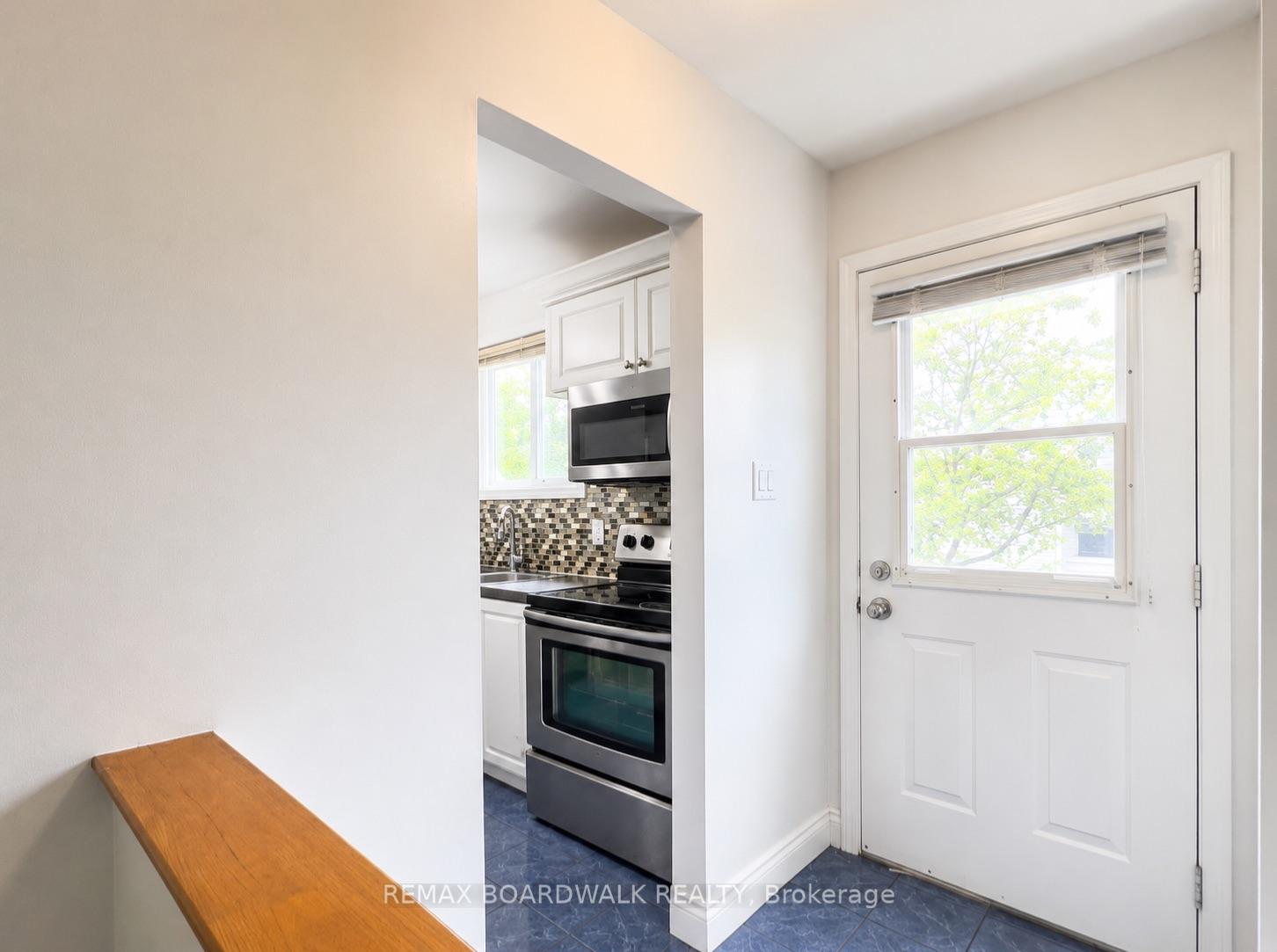 Photo 4 of Unit 1, 222 Castlefrank Road, Ottawa, Kanata - Glencairn/Hazeldean — HOMEH