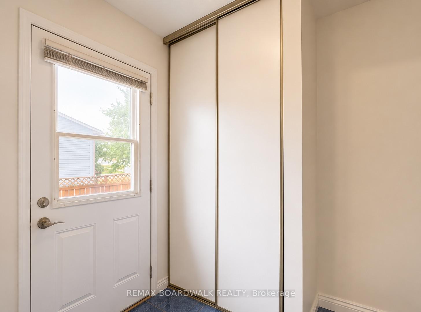 Photo 5 of Unit 1, 222 Castlefrank Road, Ottawa, Kanata - Glencairn/Hazeldean — HOMEH