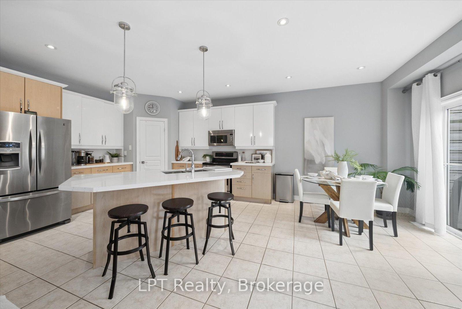 Photo 13 of 1329 Coldstream Drive, Oshawa, Taunton — HOMEH