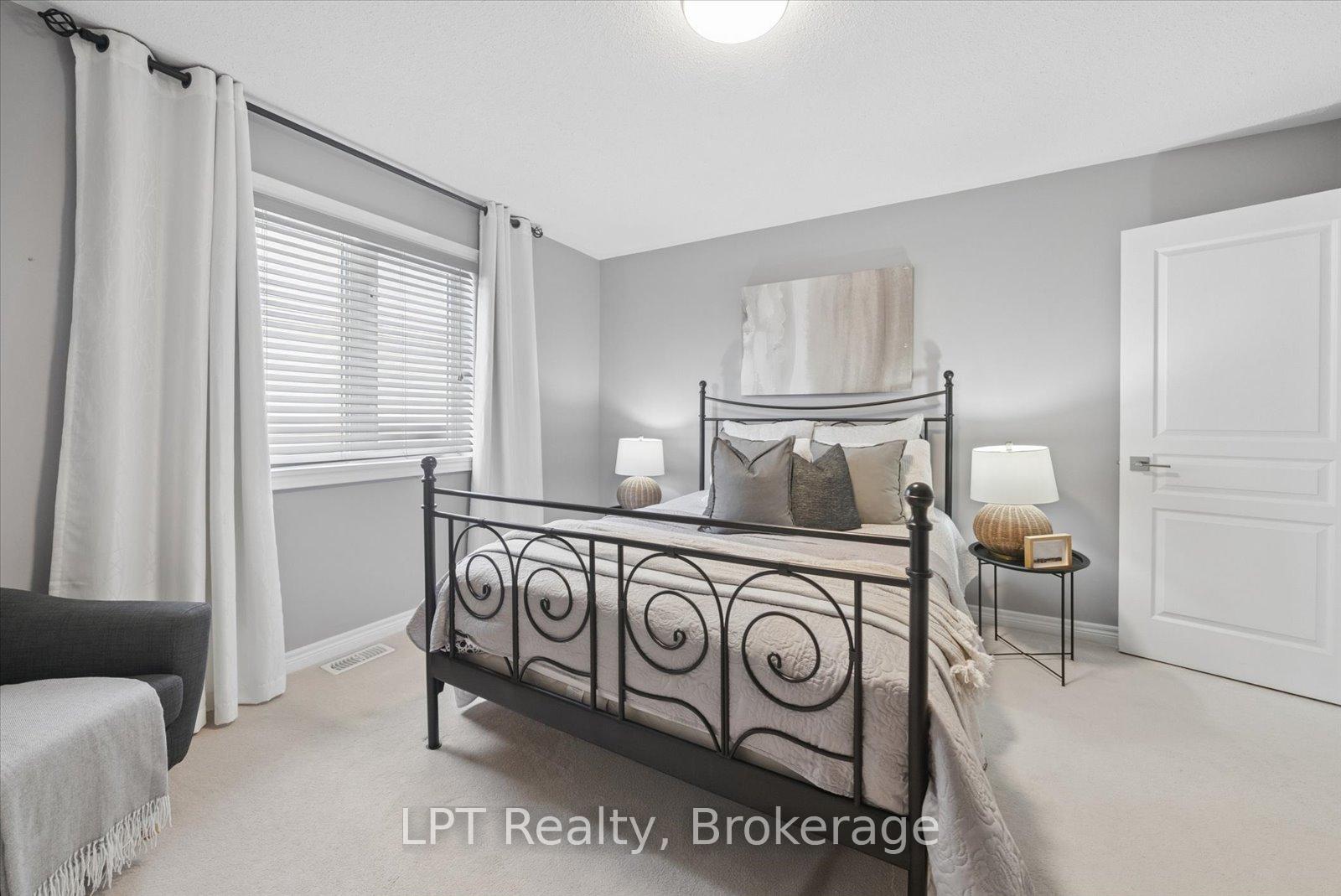 Photo 39 of 1329 Coldstream Drive, Oshawa, Taunton — HOMEH