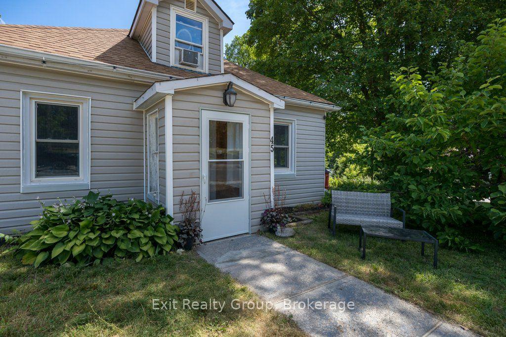 Photo 4 of 45 McClellan Street, Tweed, Tweed (Village) — HOMEH