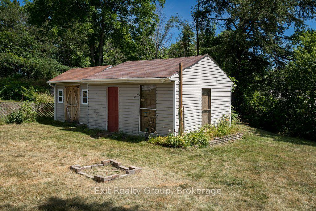 Photo 31 of 45 McClellan Street, Tweed, Tweed (Village) — HOMEH