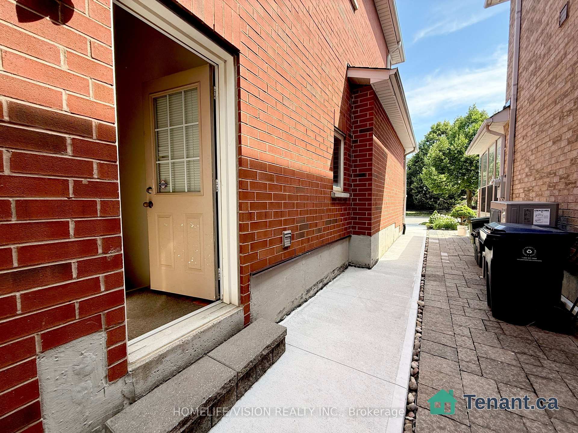Photo 8 of Unit bsmt, 19 Candlebrook Crescent, Scarborough, L'Amoreaux — HOMEH