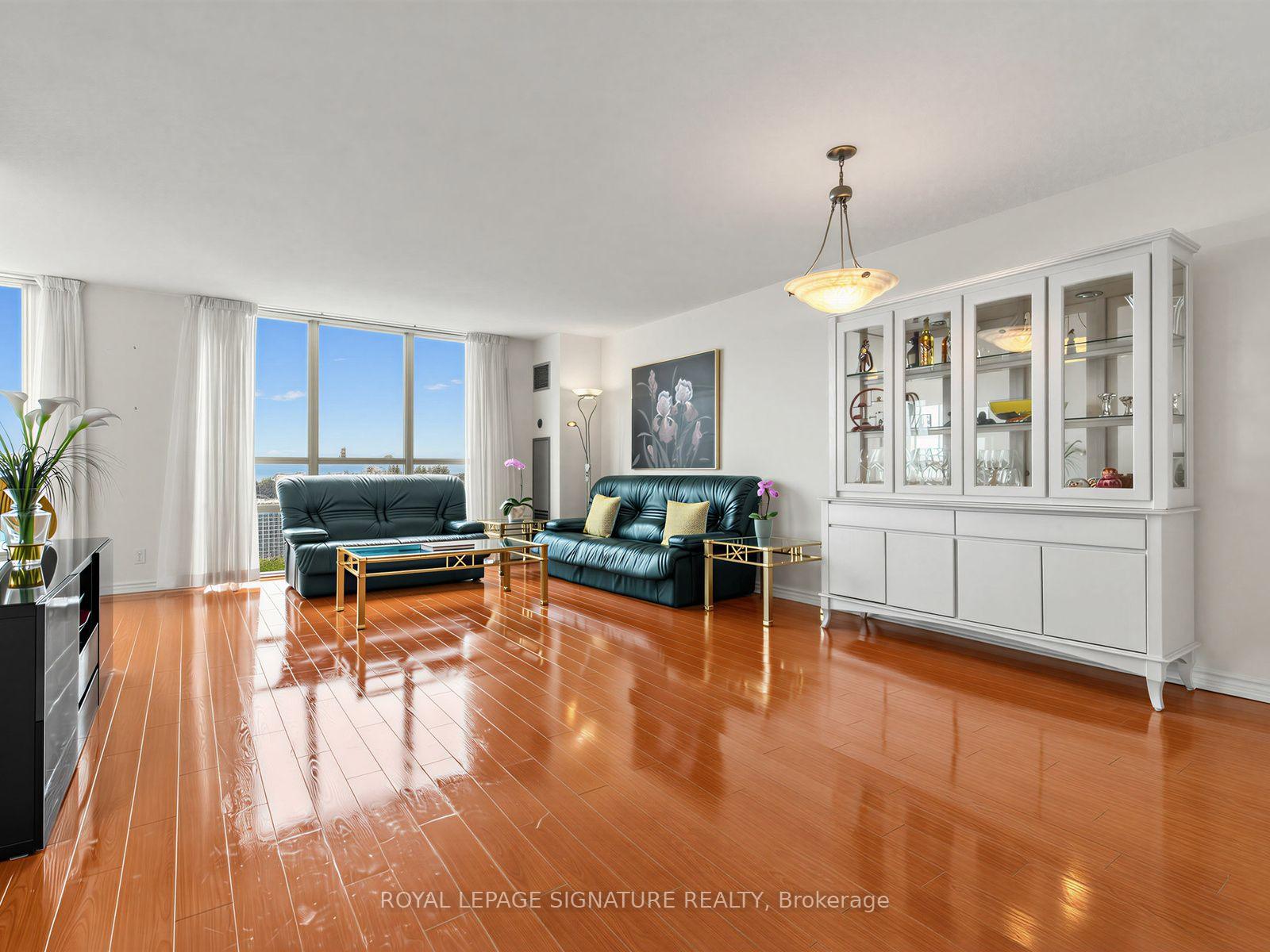 Photo 2 of Unit 2204, 205 Wynford Drive, Toronto, Flemingdon Park — HOMEH