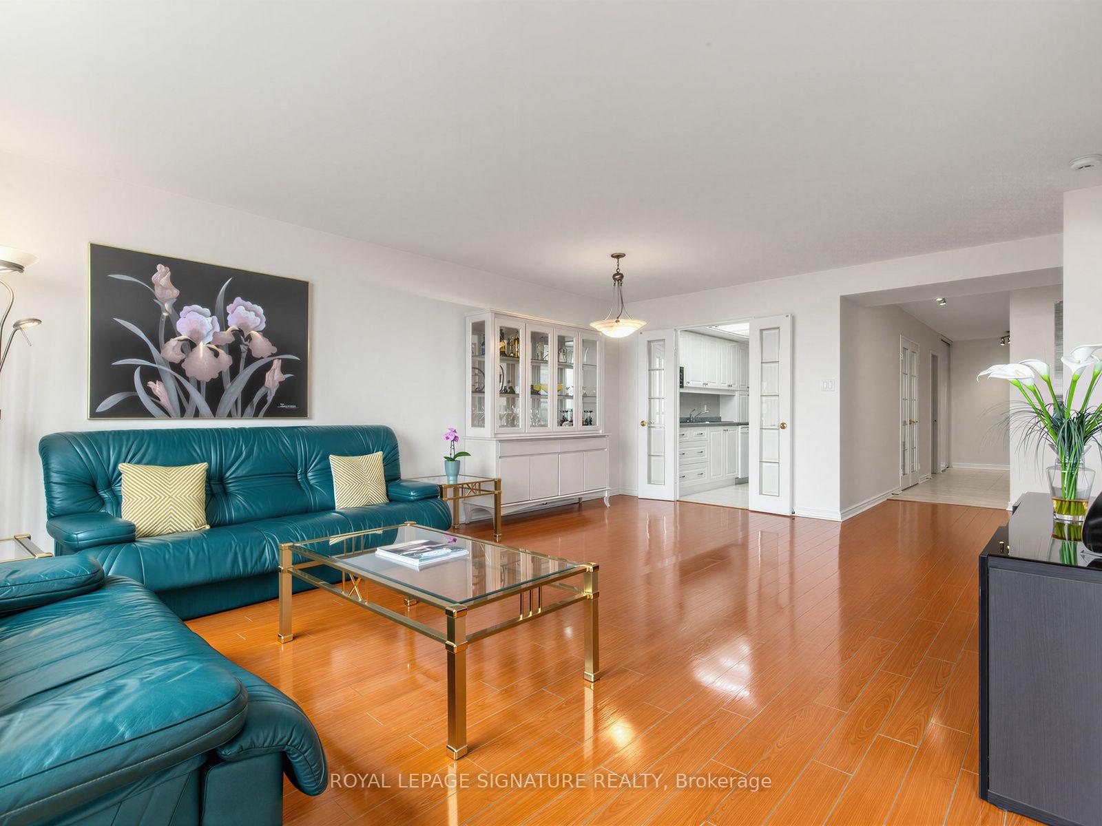 Photo 6 of Unit 2204, 205 Wynford Drive, Toronto, Flemingdon Park — HOMEH