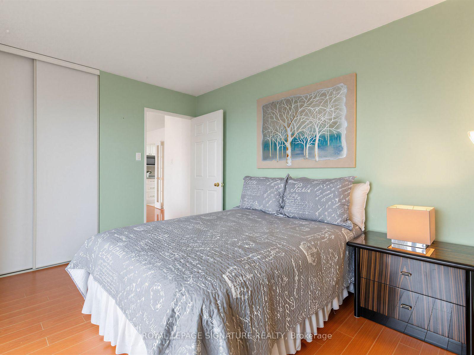 Photo 10 of Unit 2204, 205 Wynford Drive, Toronto, Flemingdon Park — HOMEH