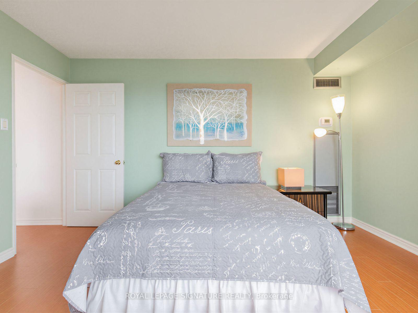 Photo 12 of Unit 2204, 205 Wynford Drive, Toronto, Flemingdon Park — HOMEH