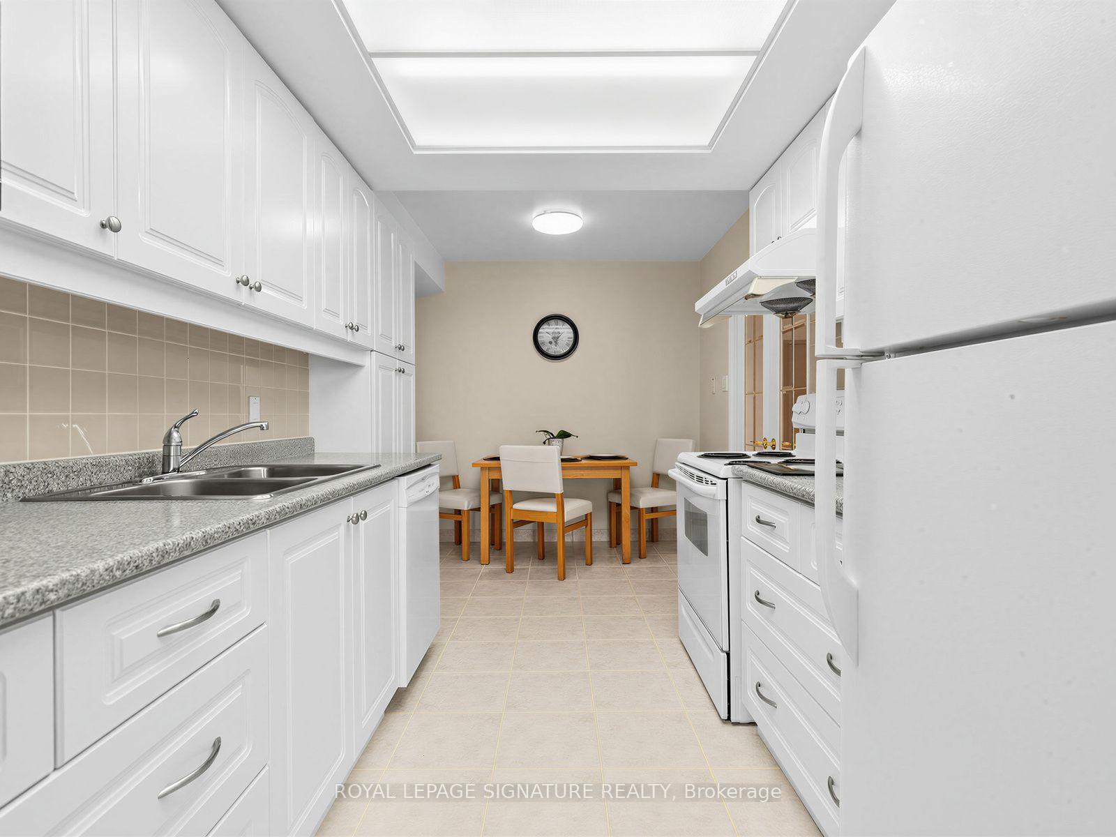 Photo 14 of Unit 2204, 205 Wynford Drive, Toronto, Flemingdon Park — HOMEH