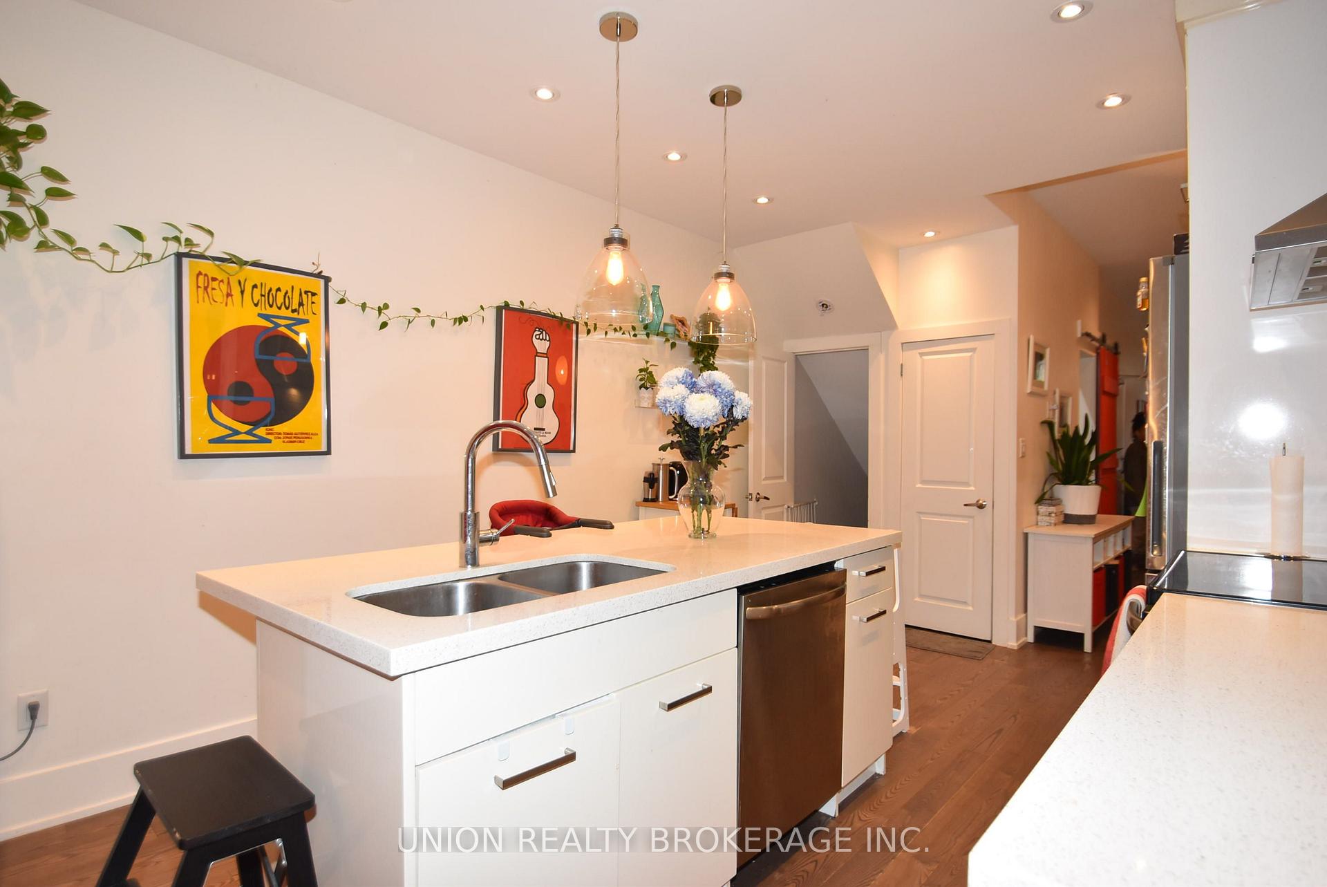 Photo 9 of Unit 1, 66 Lansdowne Avenue, Toronto, Roncesvalles — HOMEH