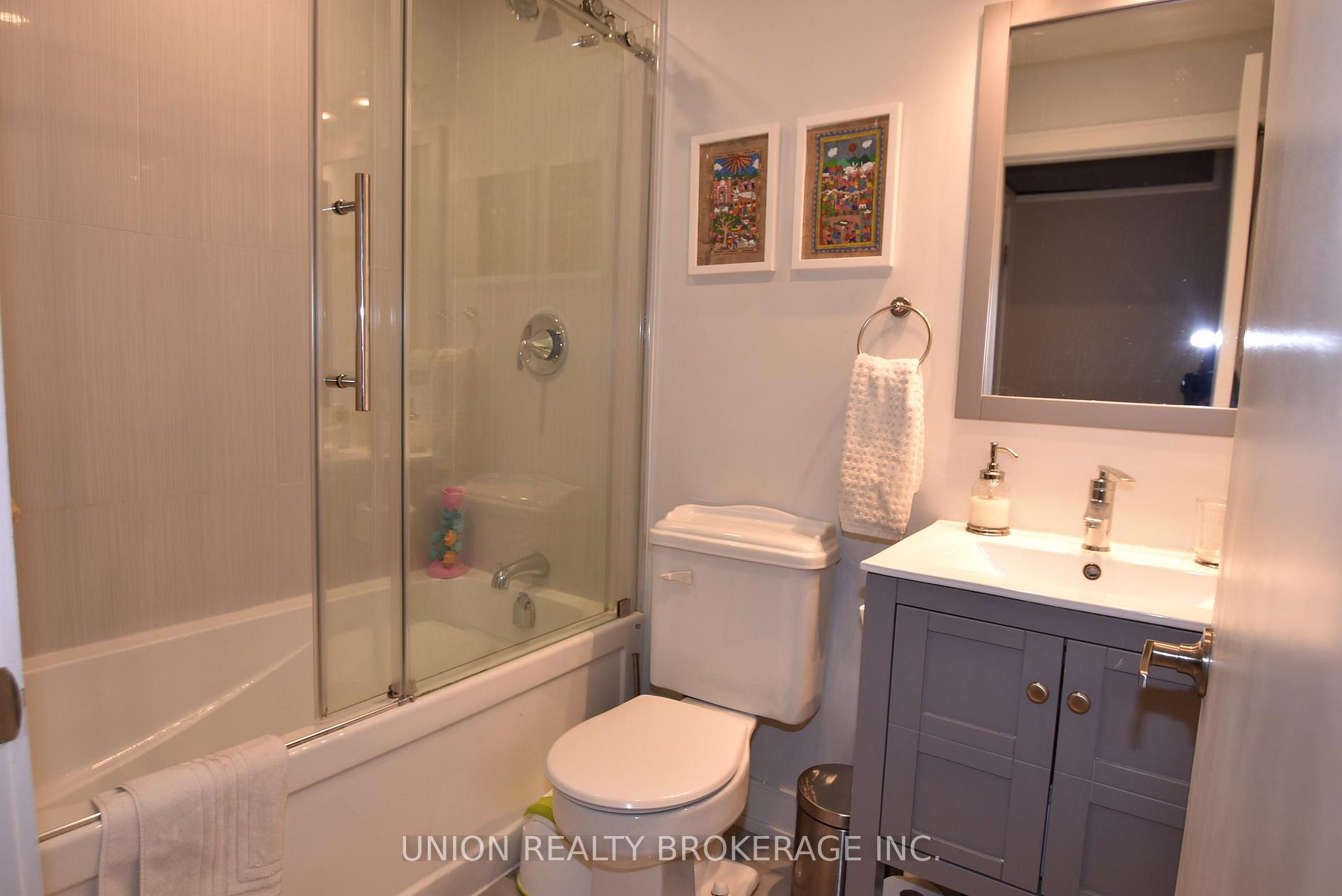 Photo 14 of Unit 1, 66 Lansdowne Avenue, Toronto, Roncesvalles — HOMEH