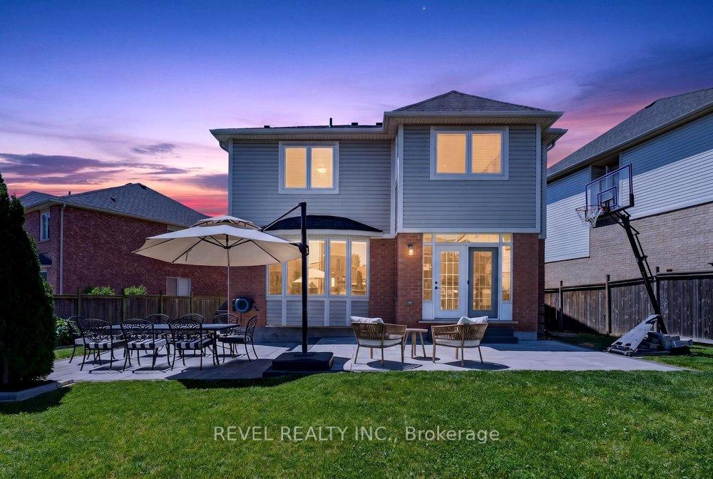Photo 6 of 3201 Munson Crescent, Burlington, Alton — HOMEH