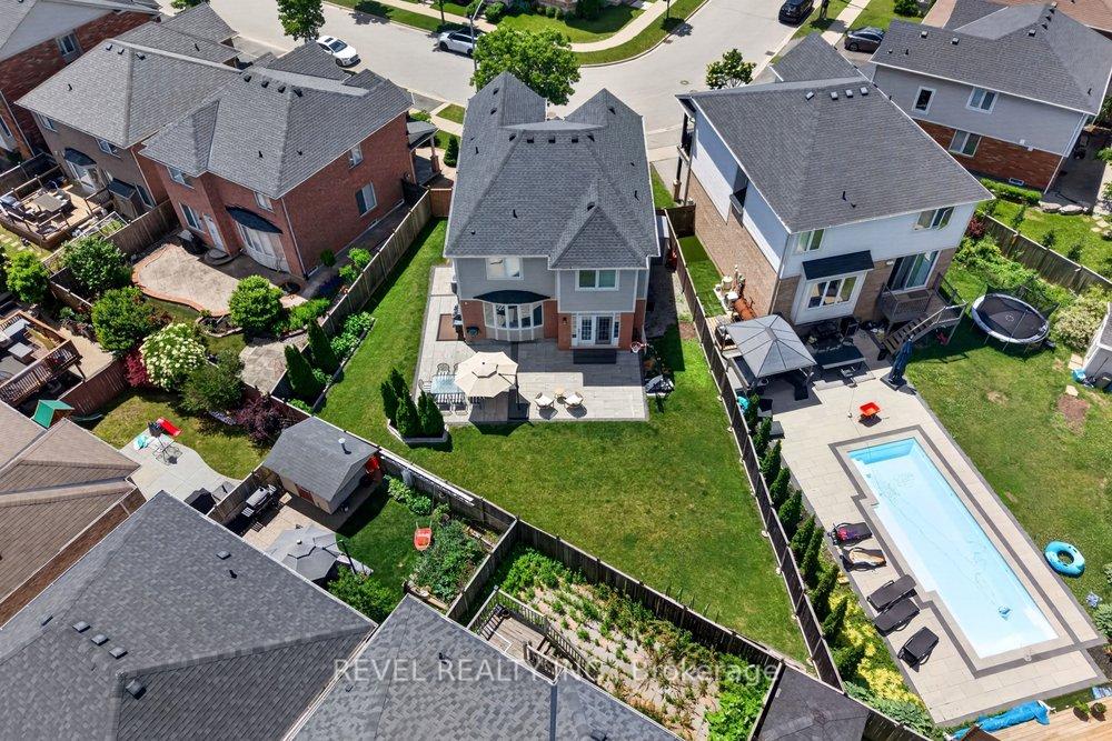 Photo 7 of 3201 Munson Crescent, Burlington, Alton — HOMEH