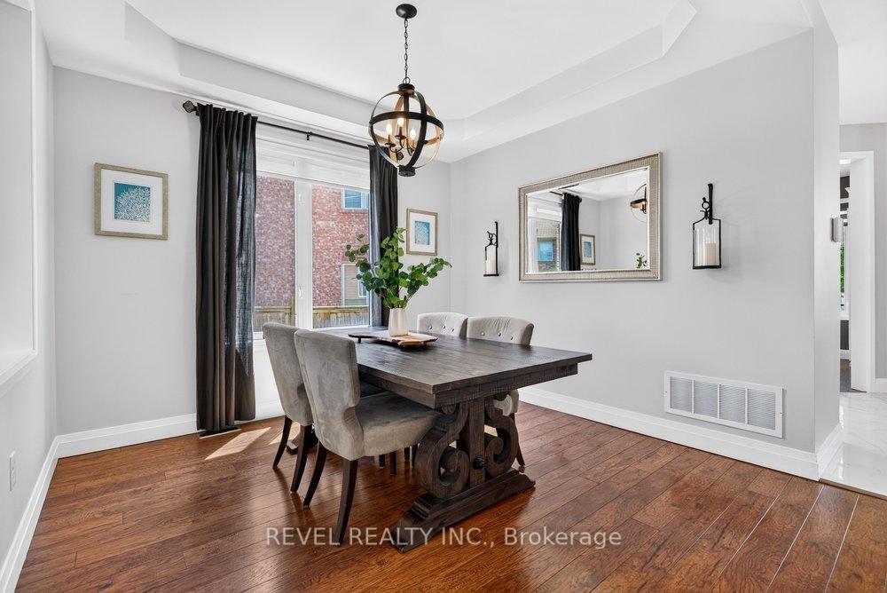 Photo 11 of 3201 Munson Crescent, Burlington, Alton — HOMEH