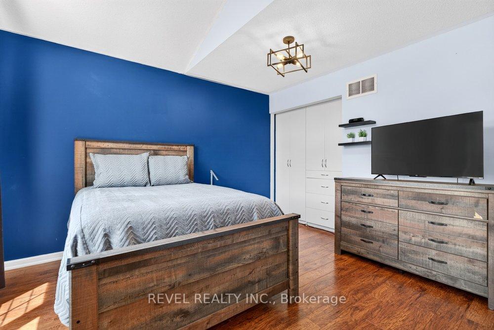 Photo 32 of 3201 Munson Crescent, Burlington, Alton — HOMEH