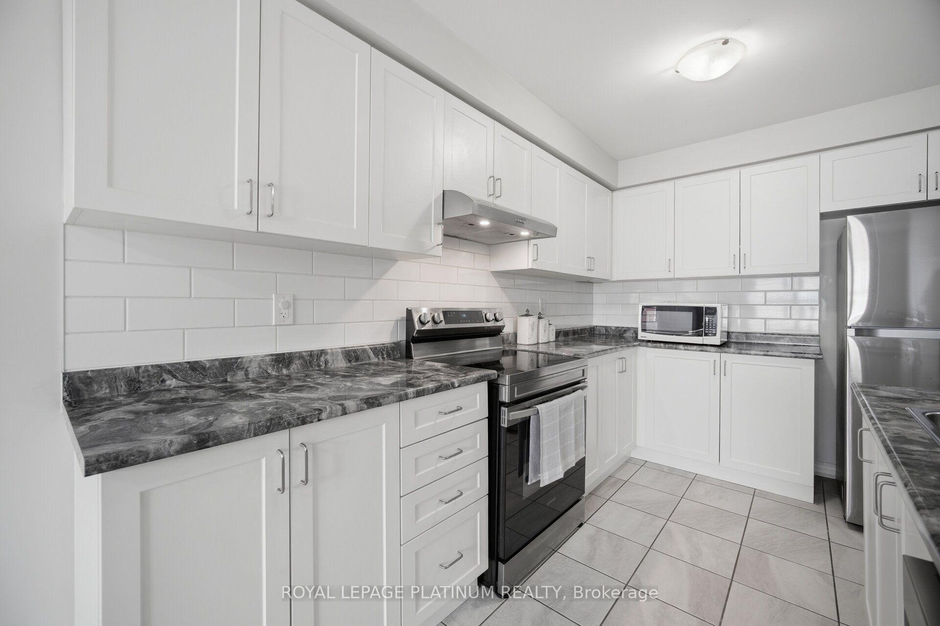 Photo 9 of 32 Stewardship Road, Brampton, Northwest Brampton — HOMEH