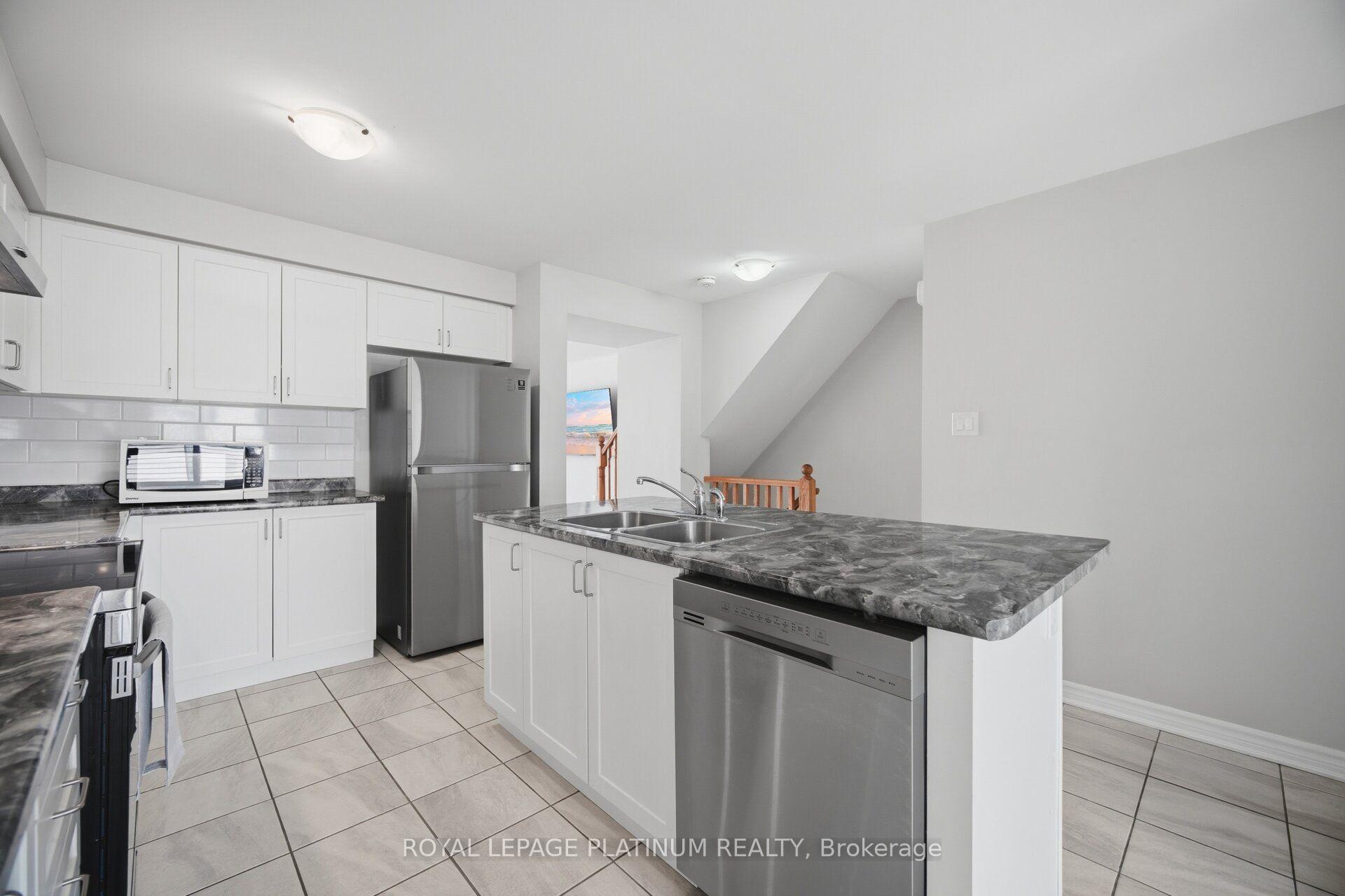 Photo 10 of 32 Stewardship Road, Brampton, Northwest Brampton — HOMEH