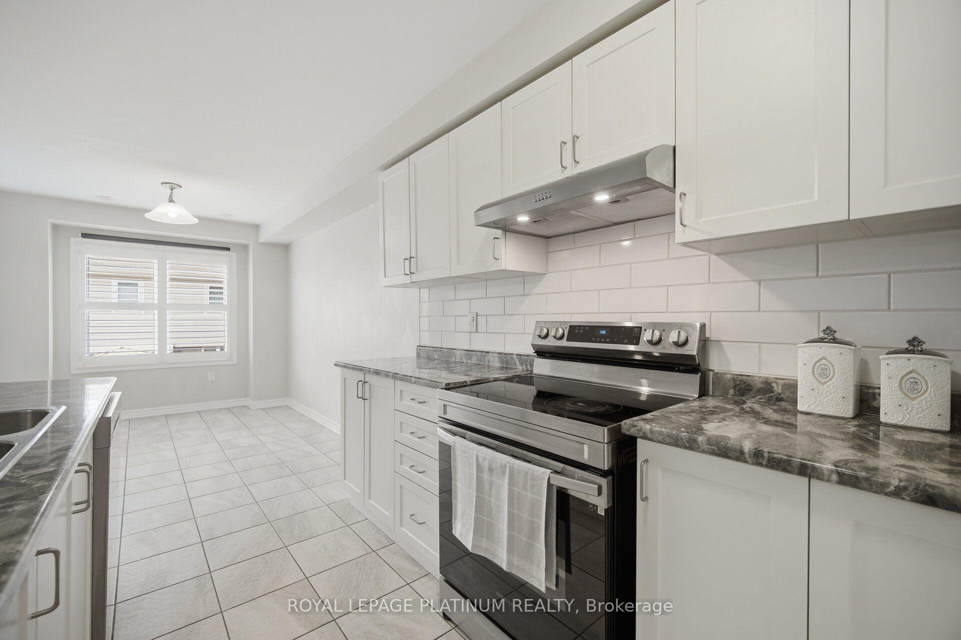 Photo 11 of 32 Stewardship Road, Brampton, Northwest Brampton — HOMEH