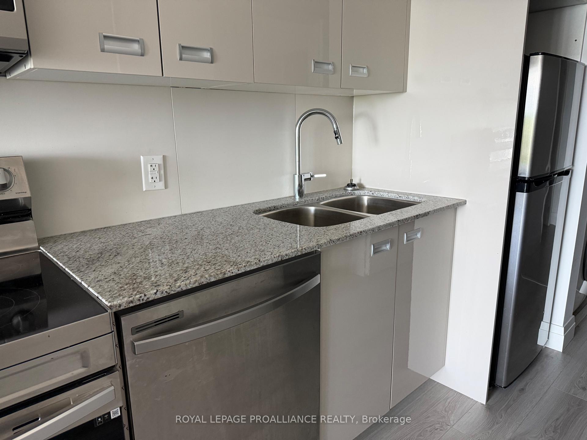 Photo 14 of Unit 913, 652 Princess Street, Kingston, Central City East — HOMEH