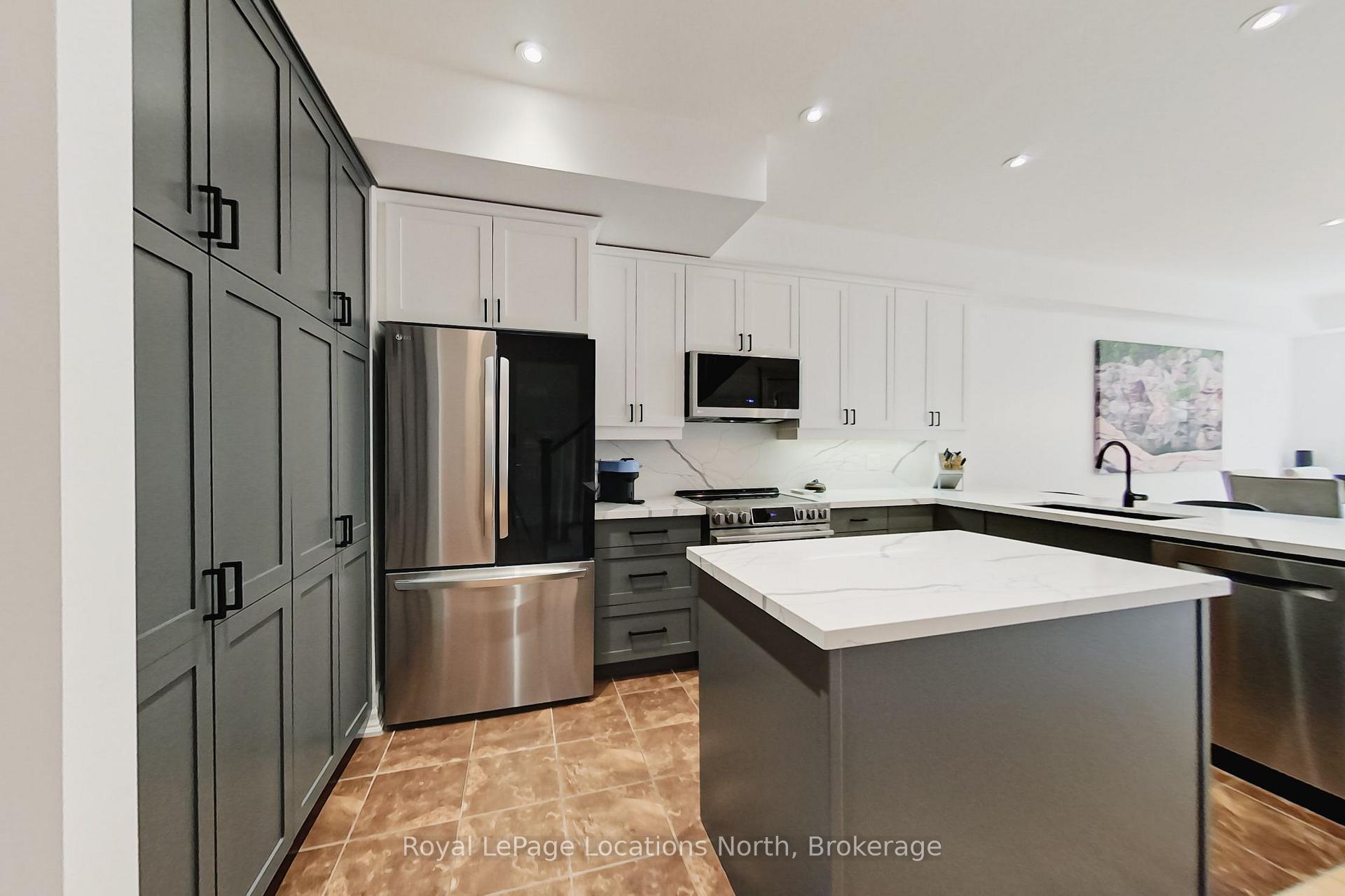 Photo 7 of Unit 1, 108 Landry Lane, Blue Mountains — HOMEH