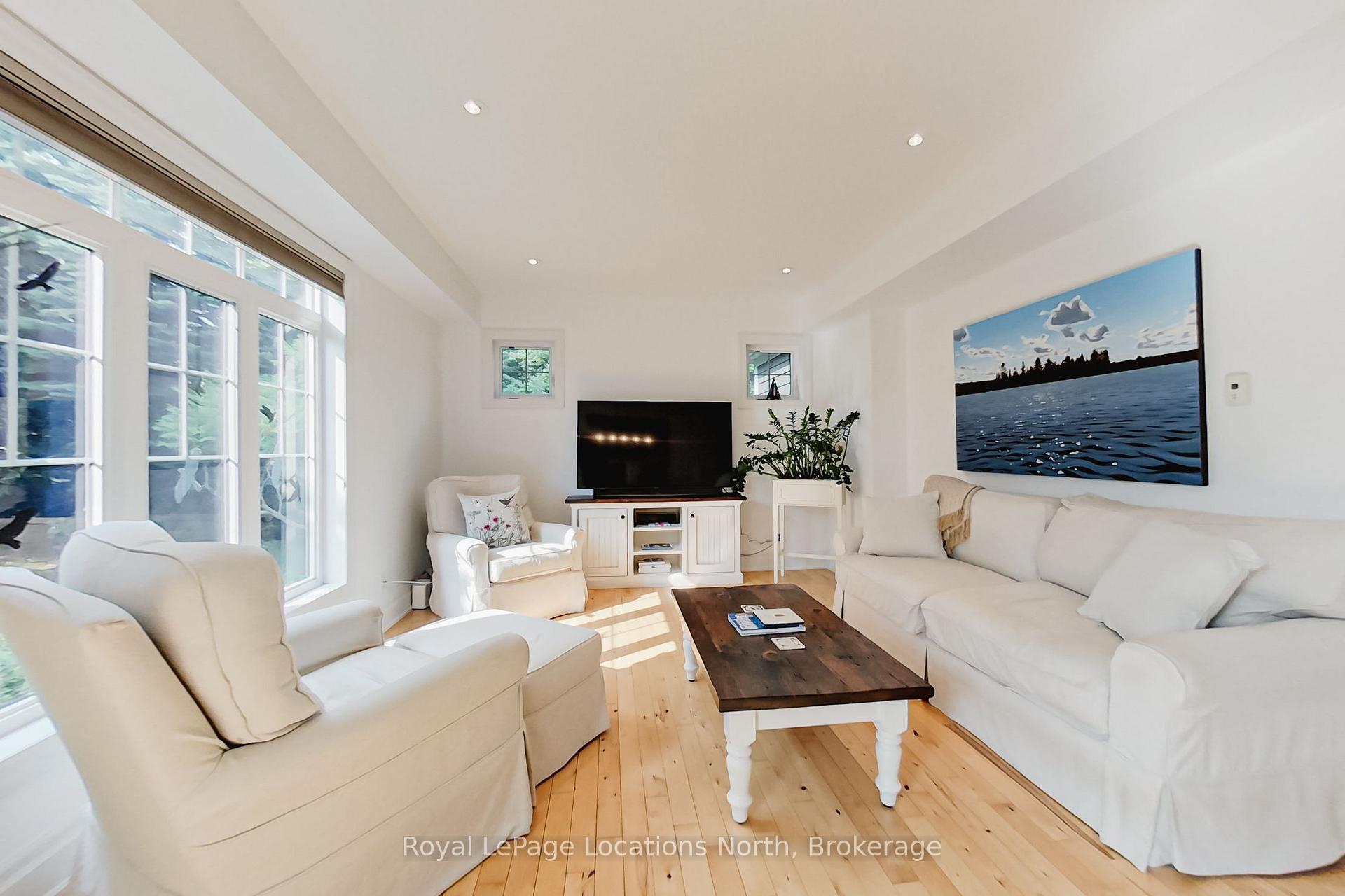 Photo 14 of Unit 1, 108 Landry Lane, Blue Mountains — HOMEH