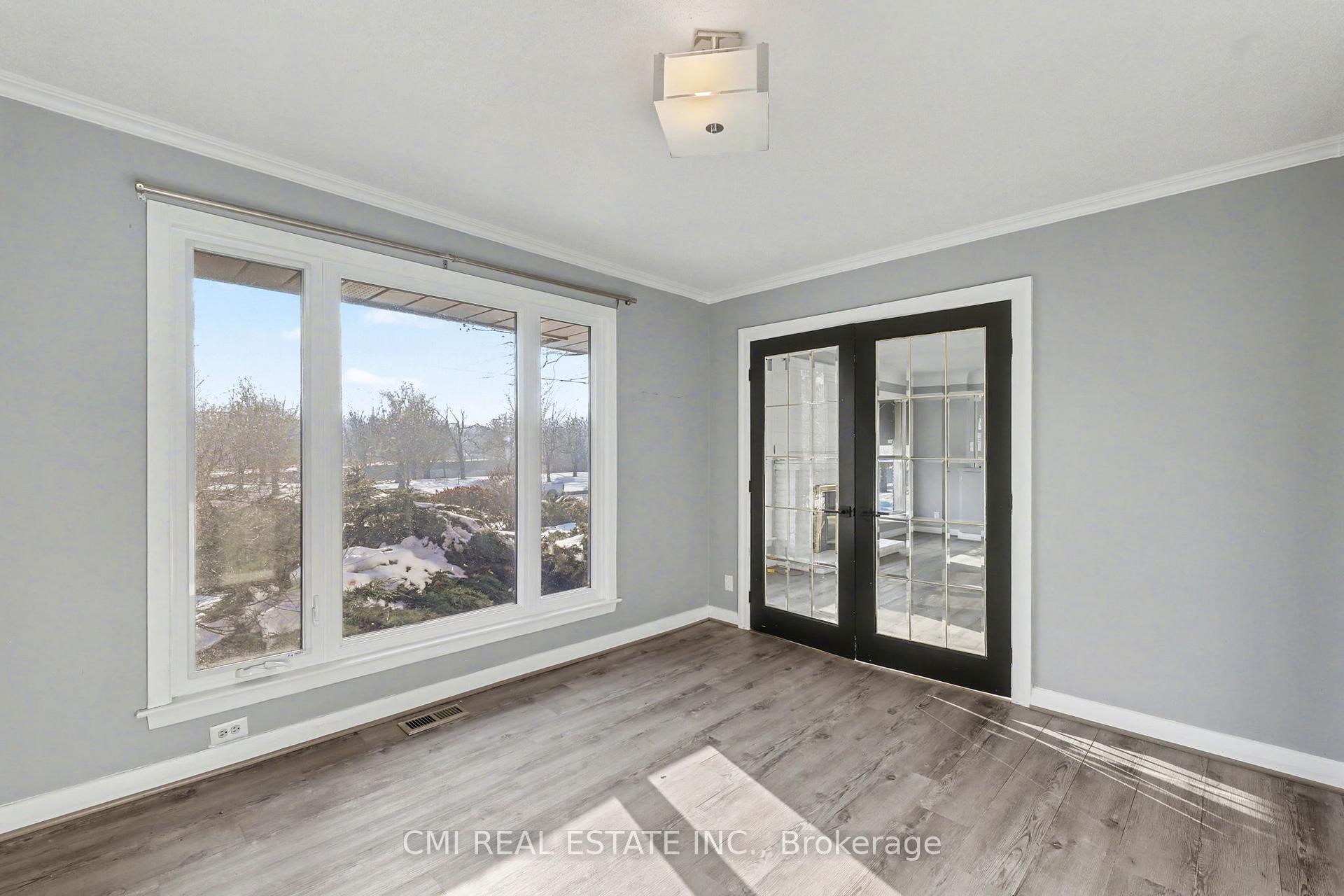 Photo 20 of 645 Riverside Drive, London, North P — HOMEH