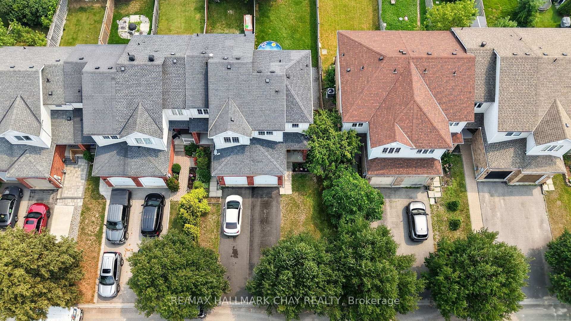 Photo 30 of 65 Pickett Crescent, Barrie, Painswick North — HOMEH