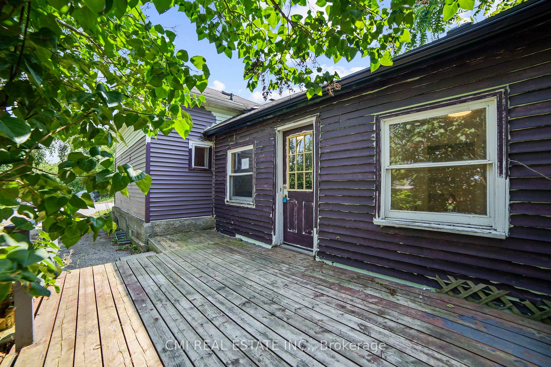 Photo 23 of 120 Second Avenue E, Shelburne — HOMEH