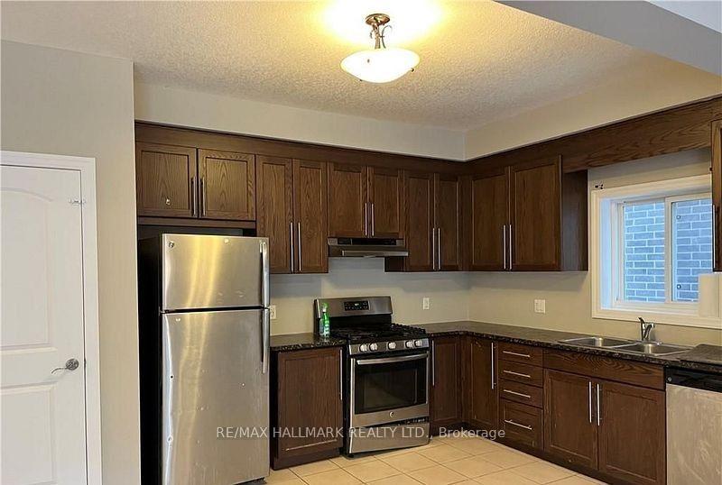 Photo 3 of Unit Main, 286 Buttonbush Street, Waterloo, Columbia Forest/Clair Hills — HOMEH