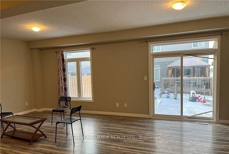 Photo 4 of Unit Main, 286 Buttonbush Street, Waterloo, Columbia Forest/Clair Hills — HOMEH