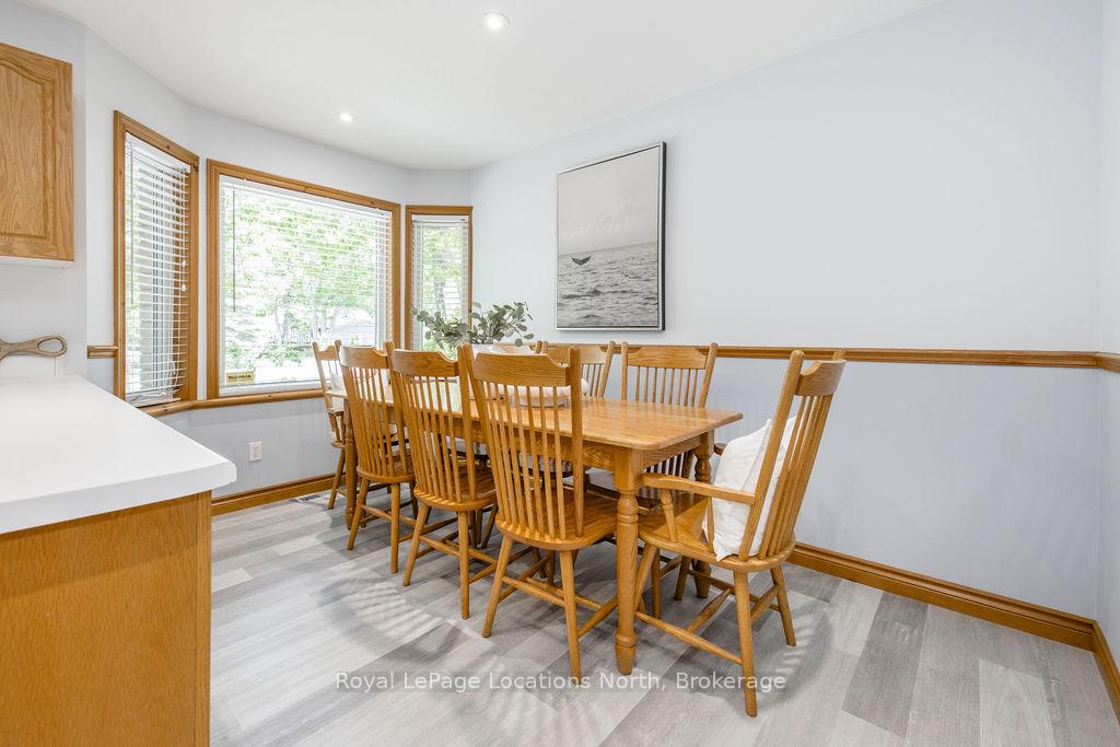 Photo 10 of 39 Mccague Street, Wasaga Beach — HOMEH