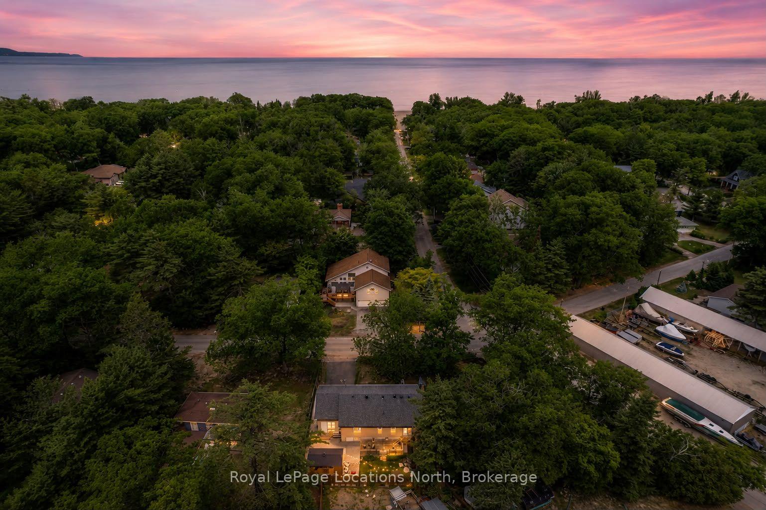 Photo 29 of 39 Mccague Street, Wasaga Beach — HOMEH