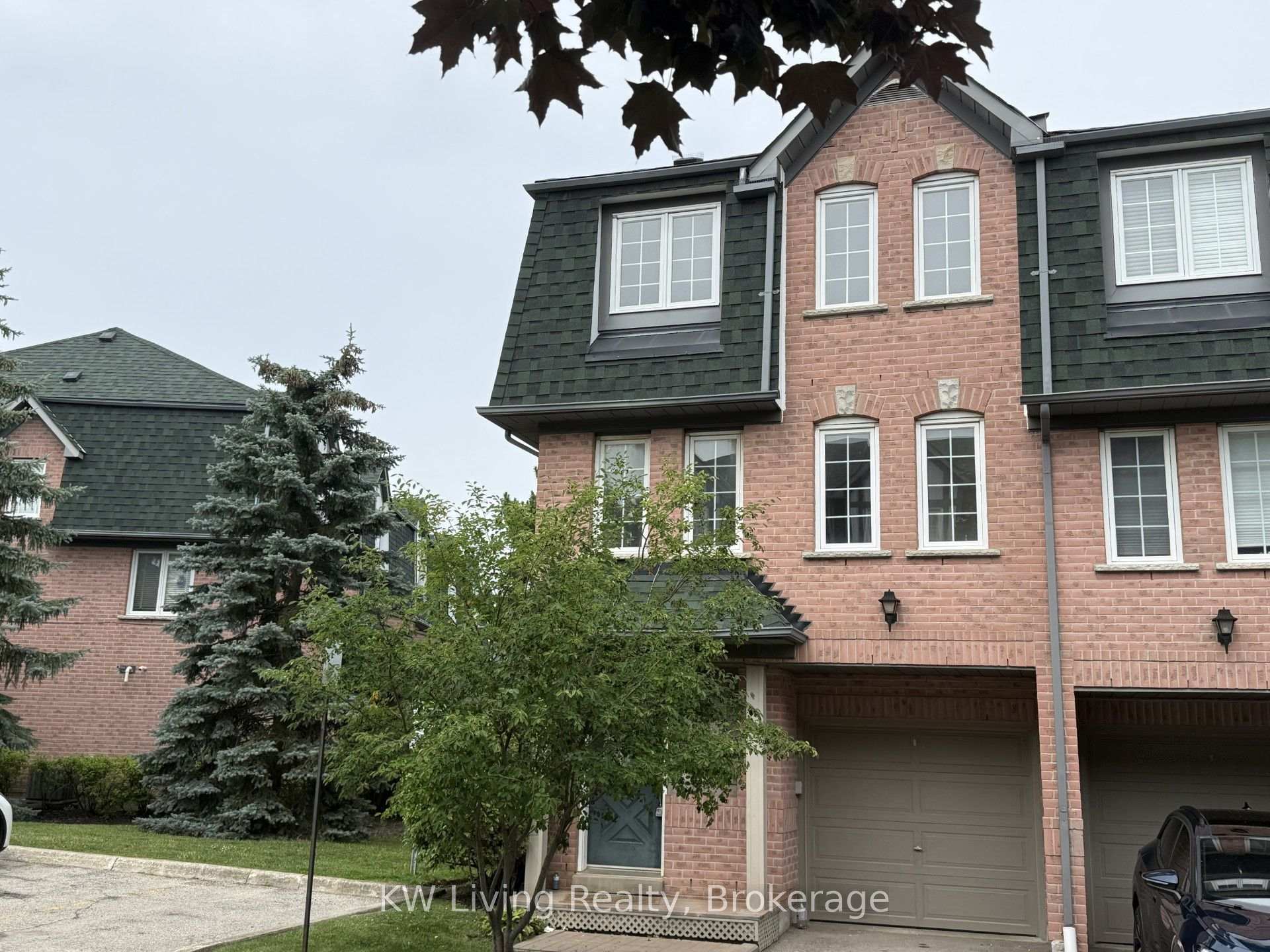 Photo 1 of Unit 86, 2945 Thomas Street, Mississauga, Central Erin Mills — HOMEH