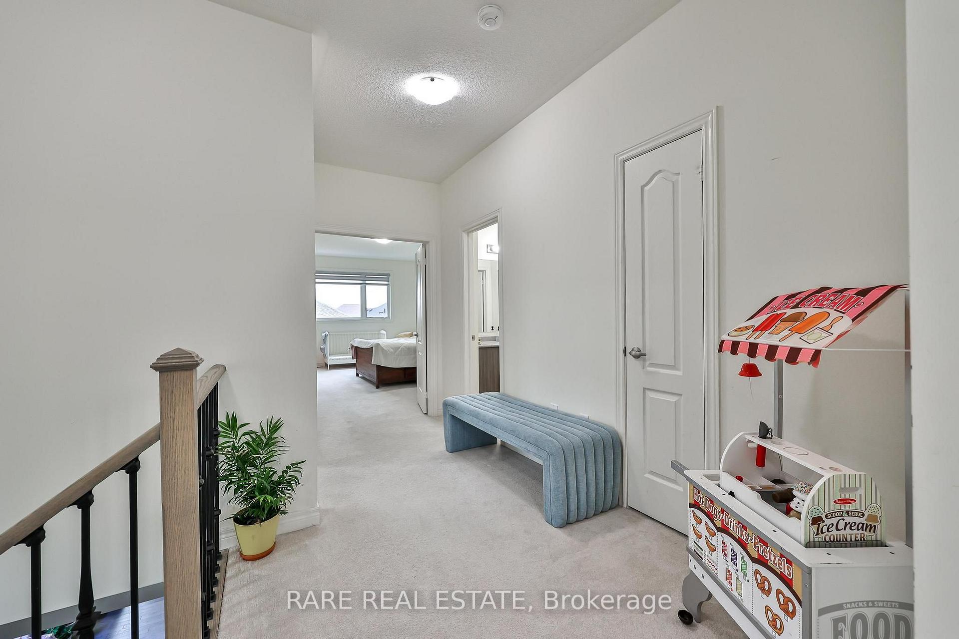 Photo 29 of 274 Skinner Road, Hamilton, Waterdown — HOMEH