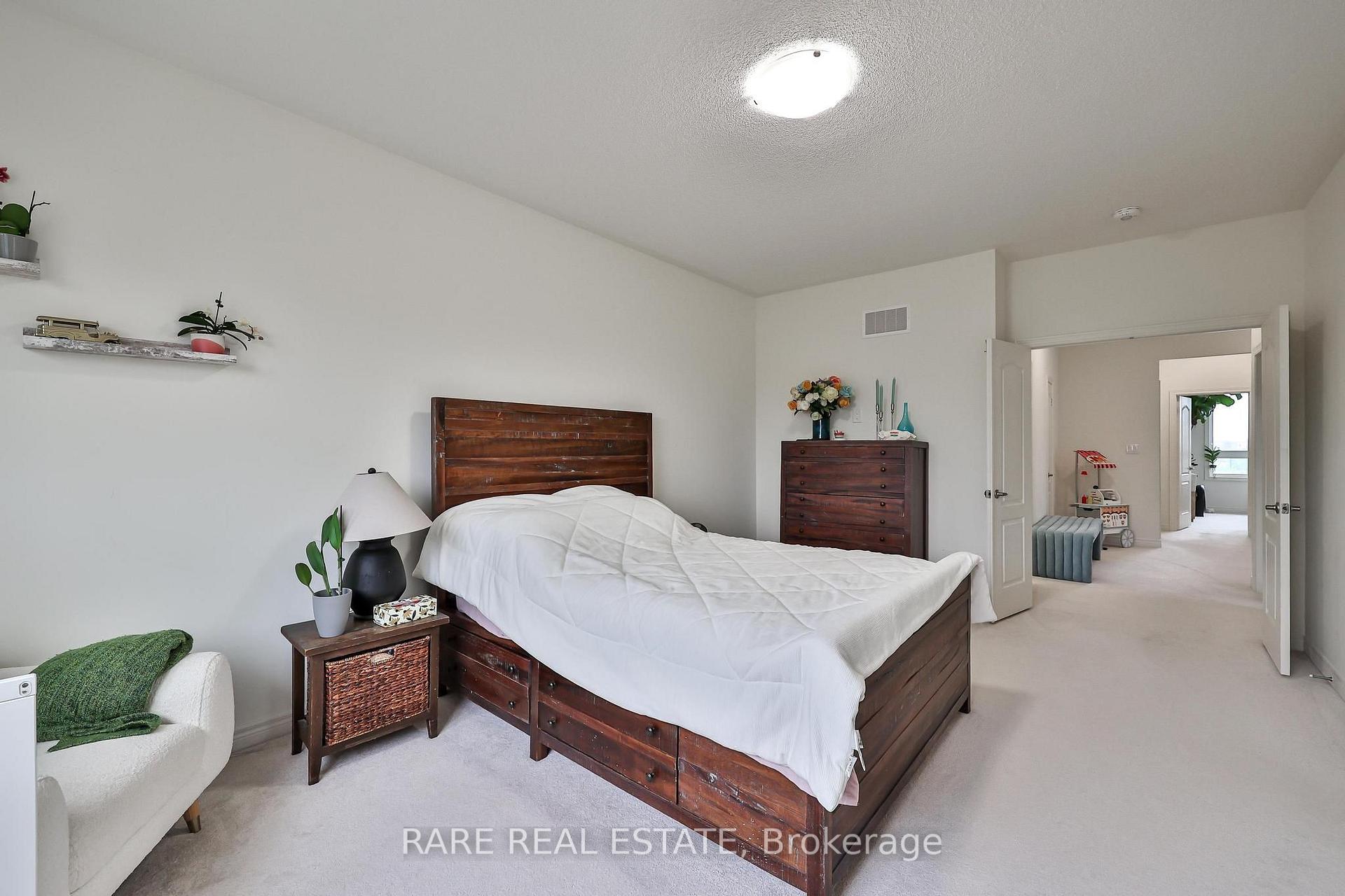 Photo 37 of 274 Skinner Road, Hamilton, Waterdown — HOMEH