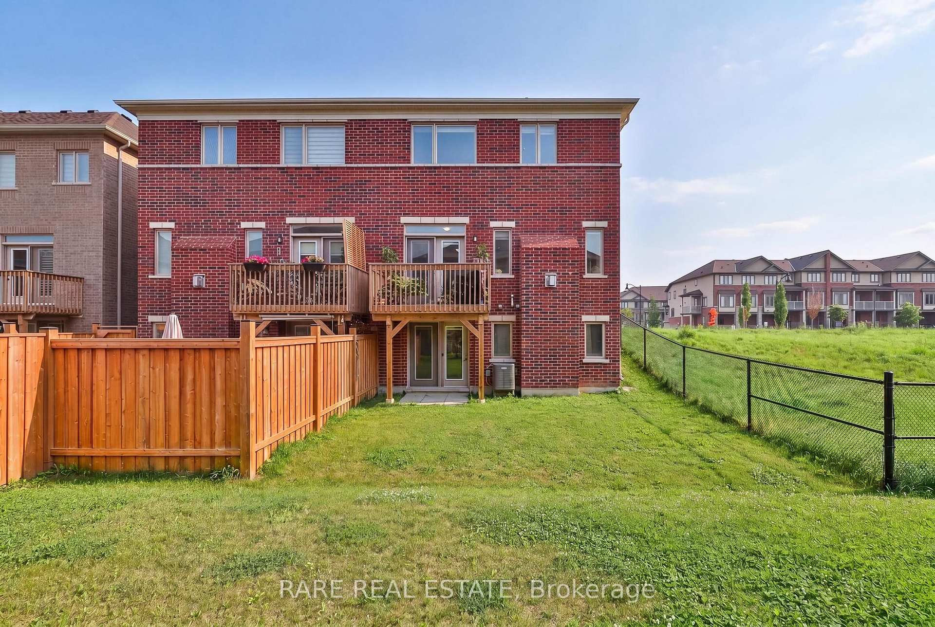 Photo 71 of 274 Skinner Road, Hamilton, Waterdown — HOMEH