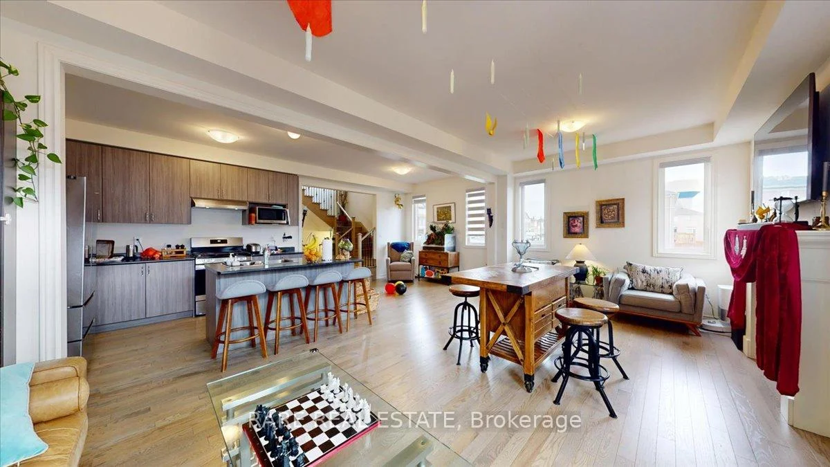 Photo 11 of 274 Skinner Road, Hamilton, Waterdown — HOMEH