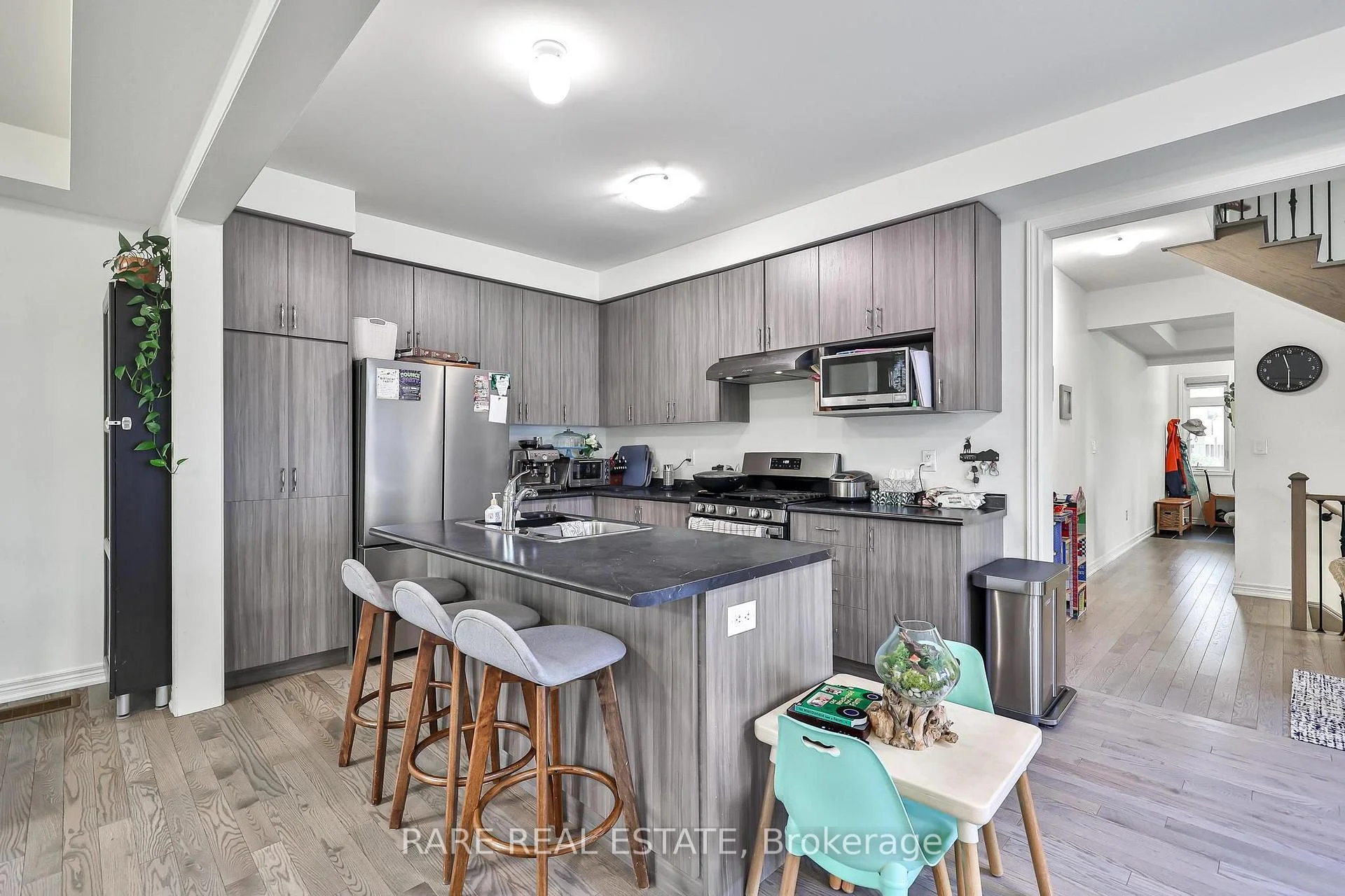 Photo 26 of 274 Skinner Road, Hamilton, Waterdown — HOMEH
