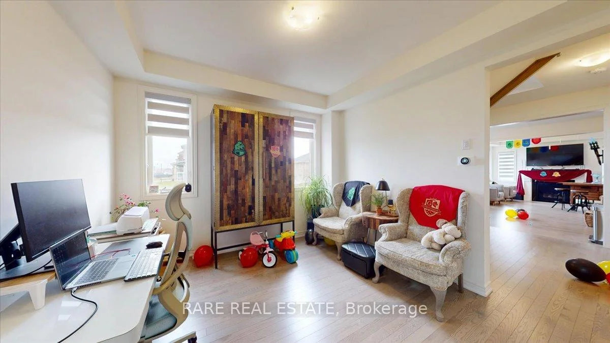 Photo 30 of 274 Skinner Road, Hamilton, Waterdown — HOMEH