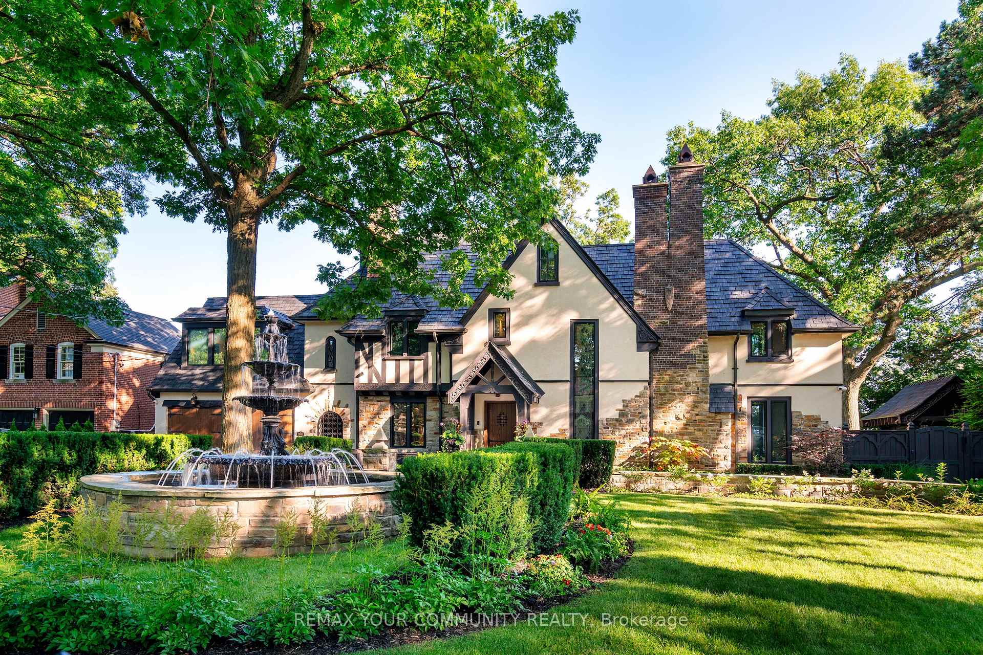 Photo 43 of 57 Baby Point Crescent S, Toronto, Lambton Baby Point — HOMEH