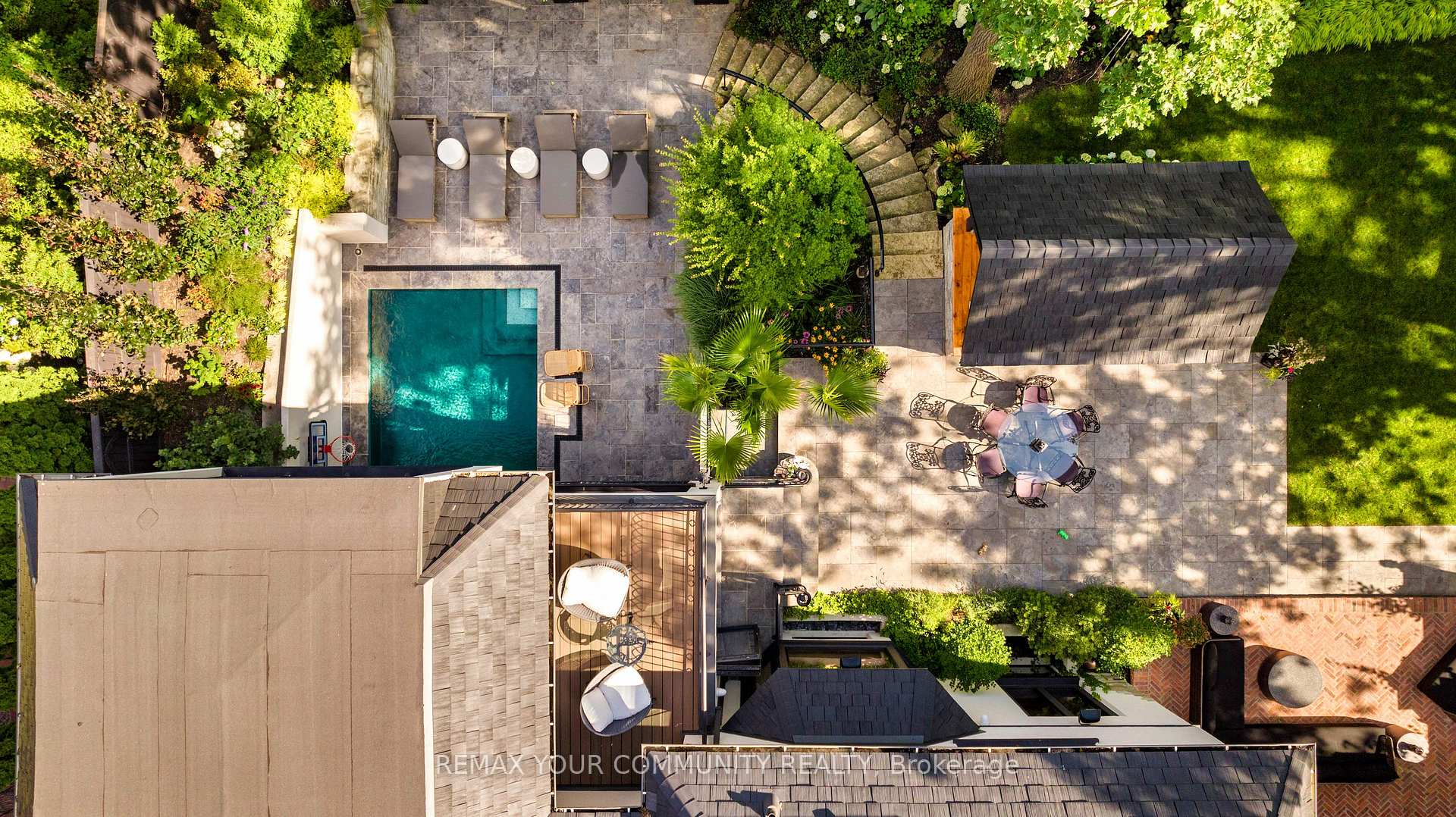 Photo 41 of 57 Baby Point Crescent S, Toronto, Lambton Baby Point — HOMEH