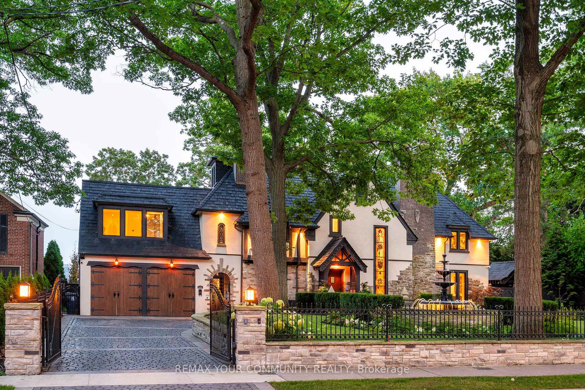Photo 2 of 57 Baby Point Crescent S, Toronto, Lambton Baby Point — HOMEH