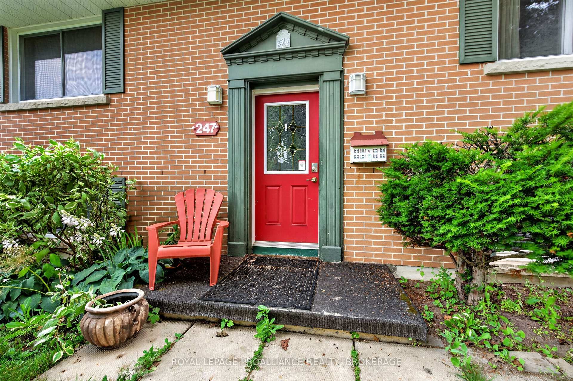 Photo 3 of 247 Chelsea Road, Kingston, City SouthWest — HOMEH