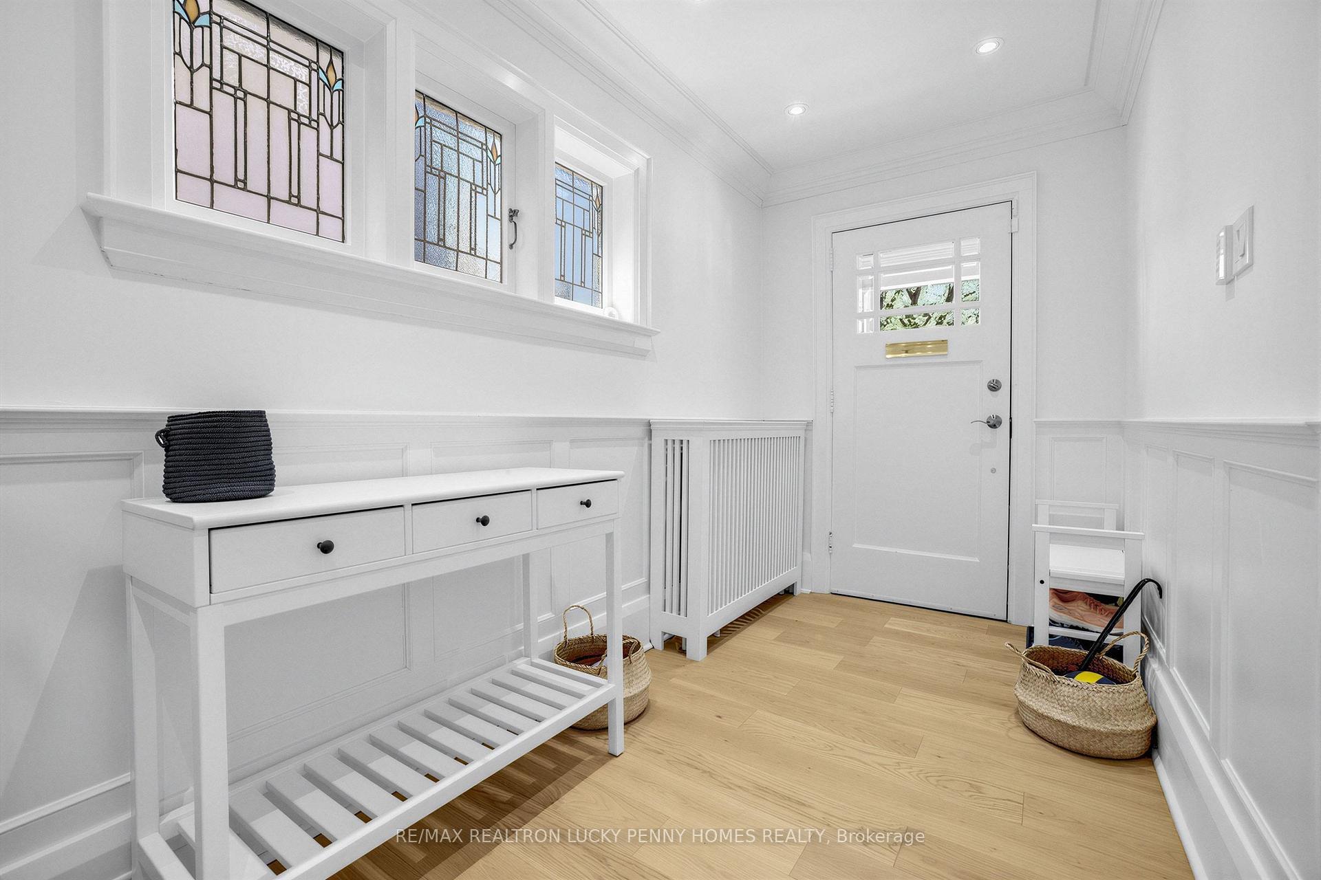 Photo 4 of 96 Whitehall Road, Toronto, Rosedale-Moore Park — HOMEH