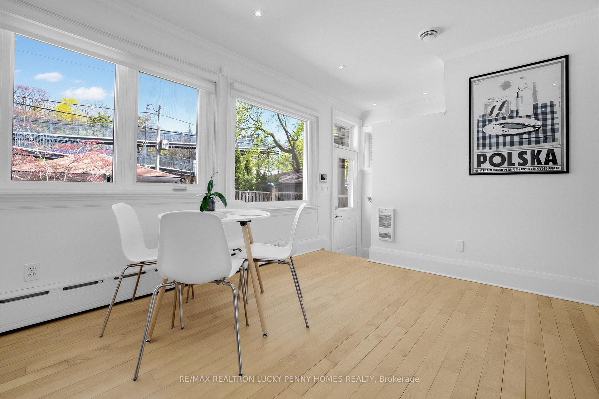 Photo 13 of 96 Whitehall Road, Toronto, Rosedale-Moore Park — HOMEH