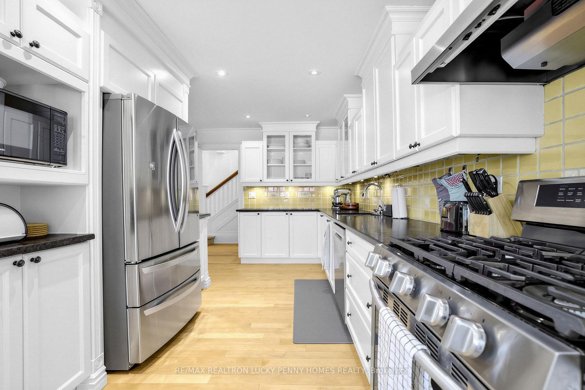 Photo 18 of 96 Whitehall Road, Toronto, Rosedale-Moore Park — HOMEH