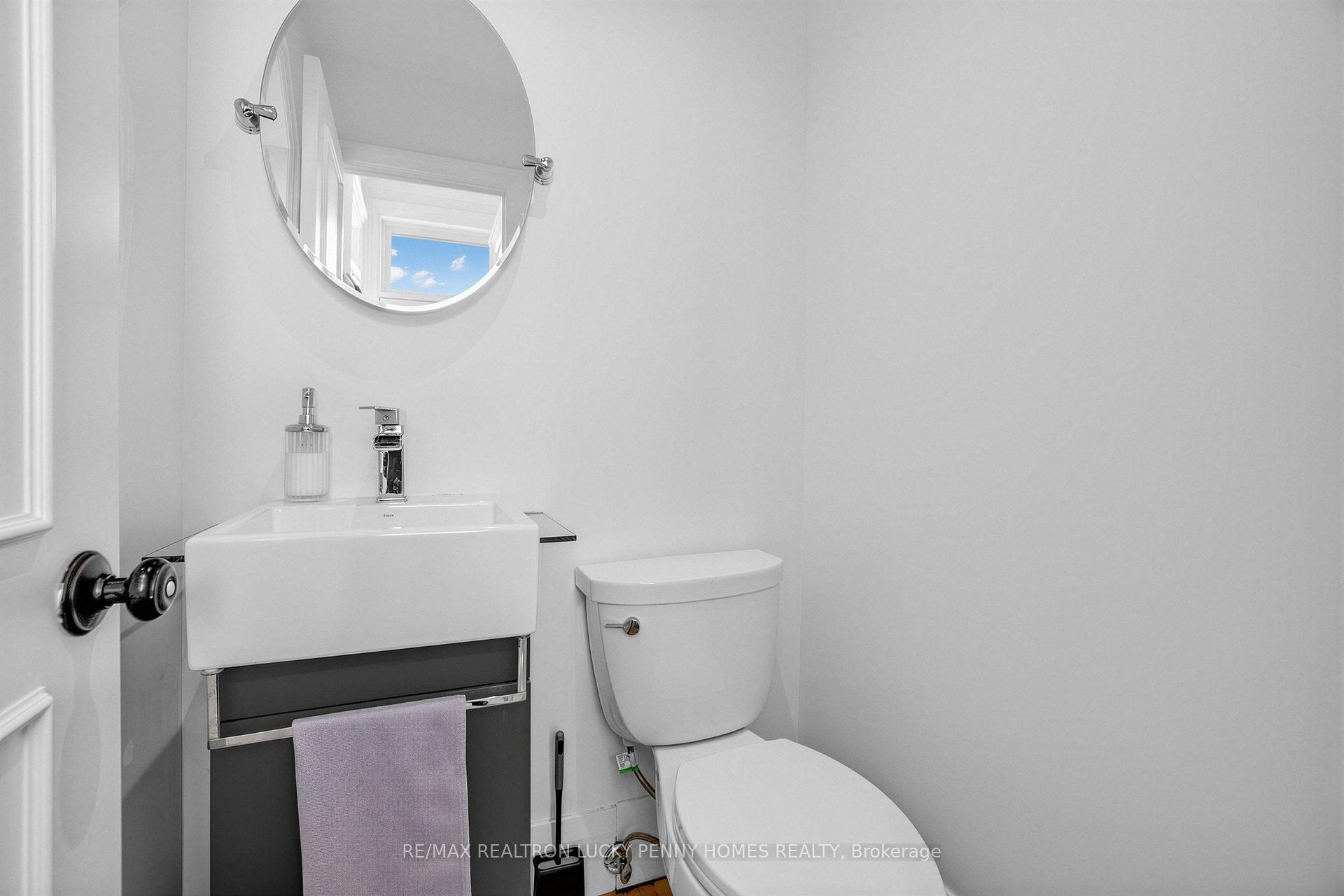 Photo 20 of 96 Whitehall Road, Toronto, Rosedale-Moore Park — HOMEH