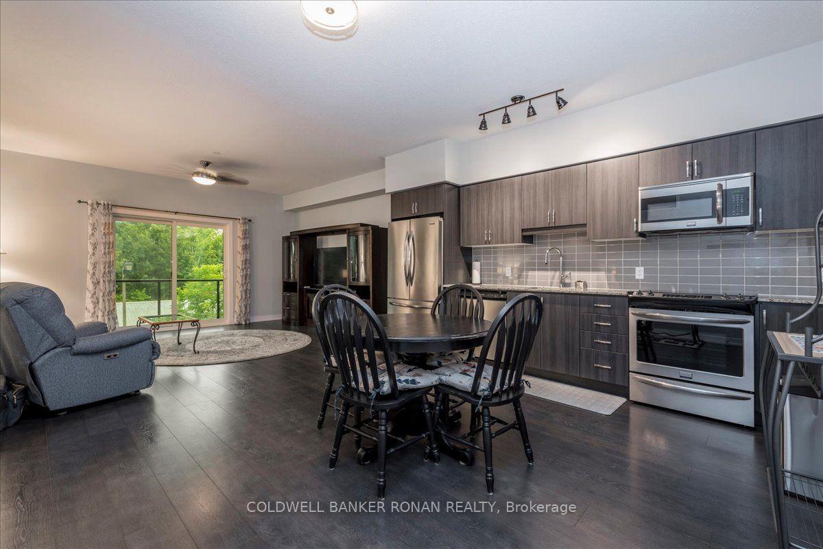 Photo 7 of Unit 310, 69 Boyne Street N, New Tecumseth, Alliston — HOMEH